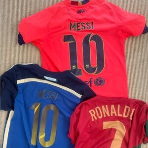 Kid’s sports jerseys